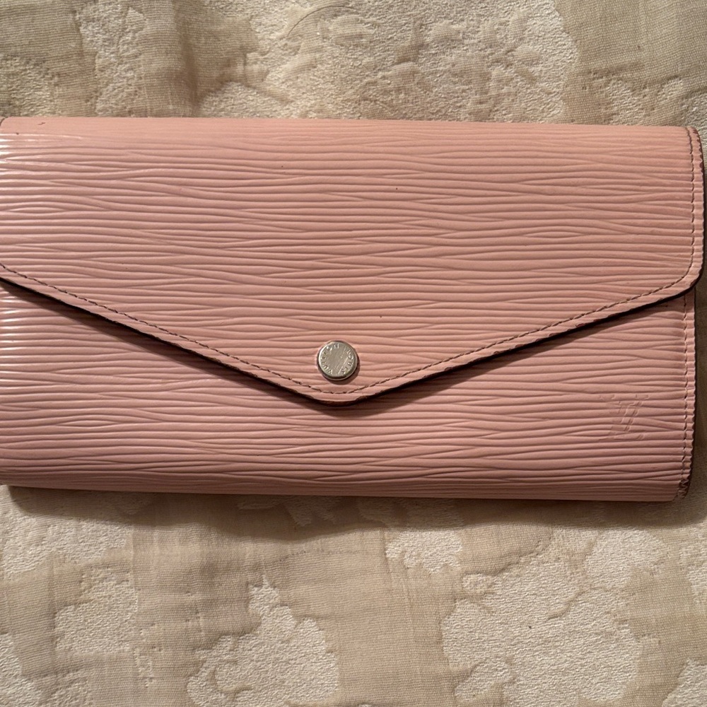 Authentic Louis Vuitton Women's Leather Wallet